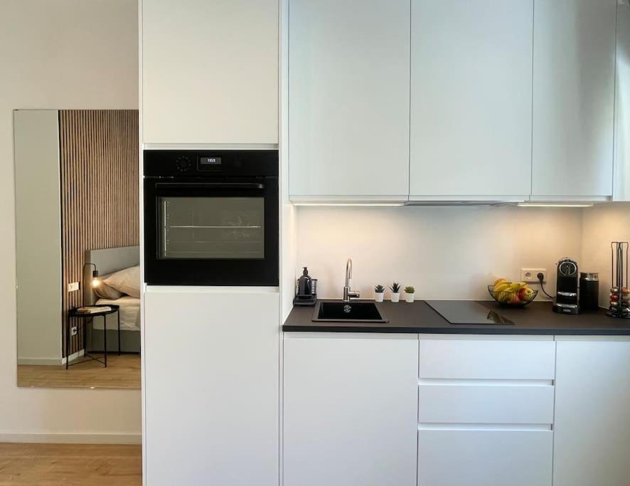 Modernes Apartment Im Zentrum Von Карлсруе Екстер'єр фото